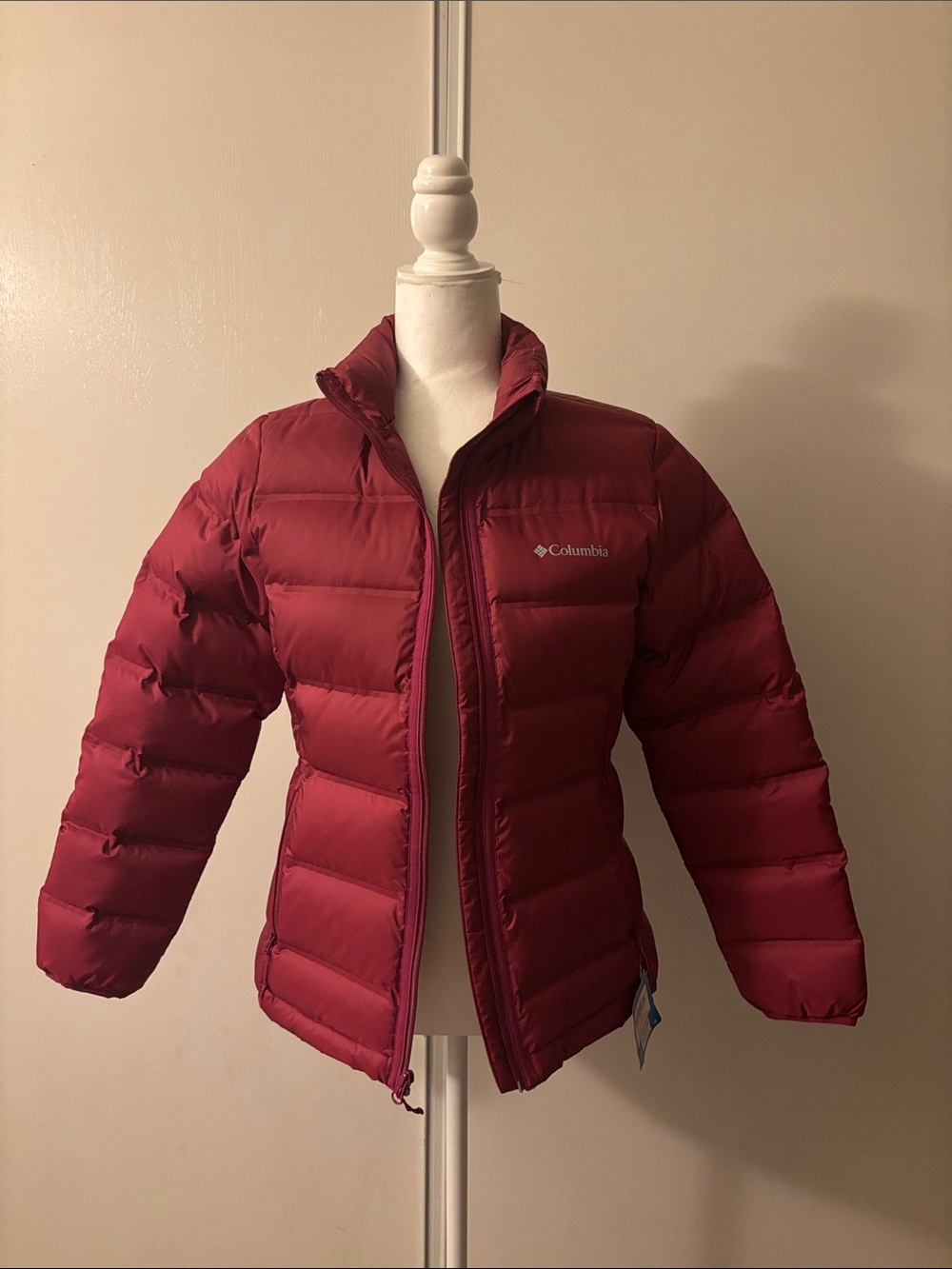 Columbia Women's Deep Red Packable Puffer Jacket